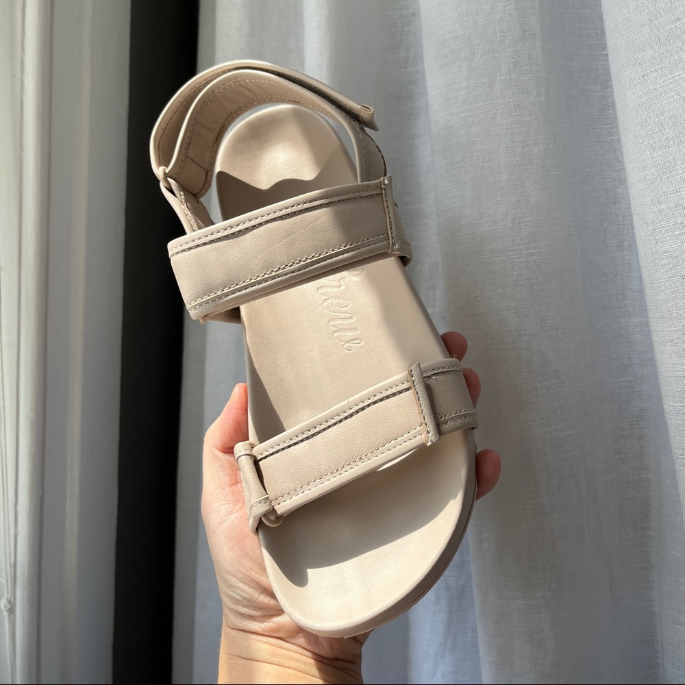 BNIB JCrew Pacific leather Marlow sandals, 7.5 dusty shell
